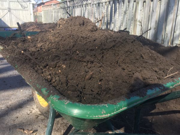 Residential Dirt Delivery in Danbury